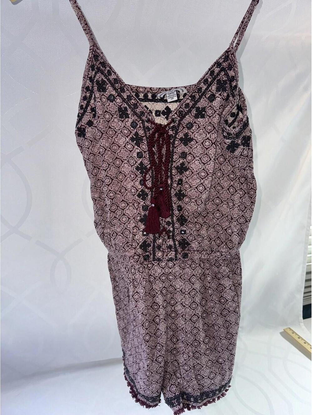 American Eagle Women's Small Purple / Black Arabesque Spaghetti Strap Blouse